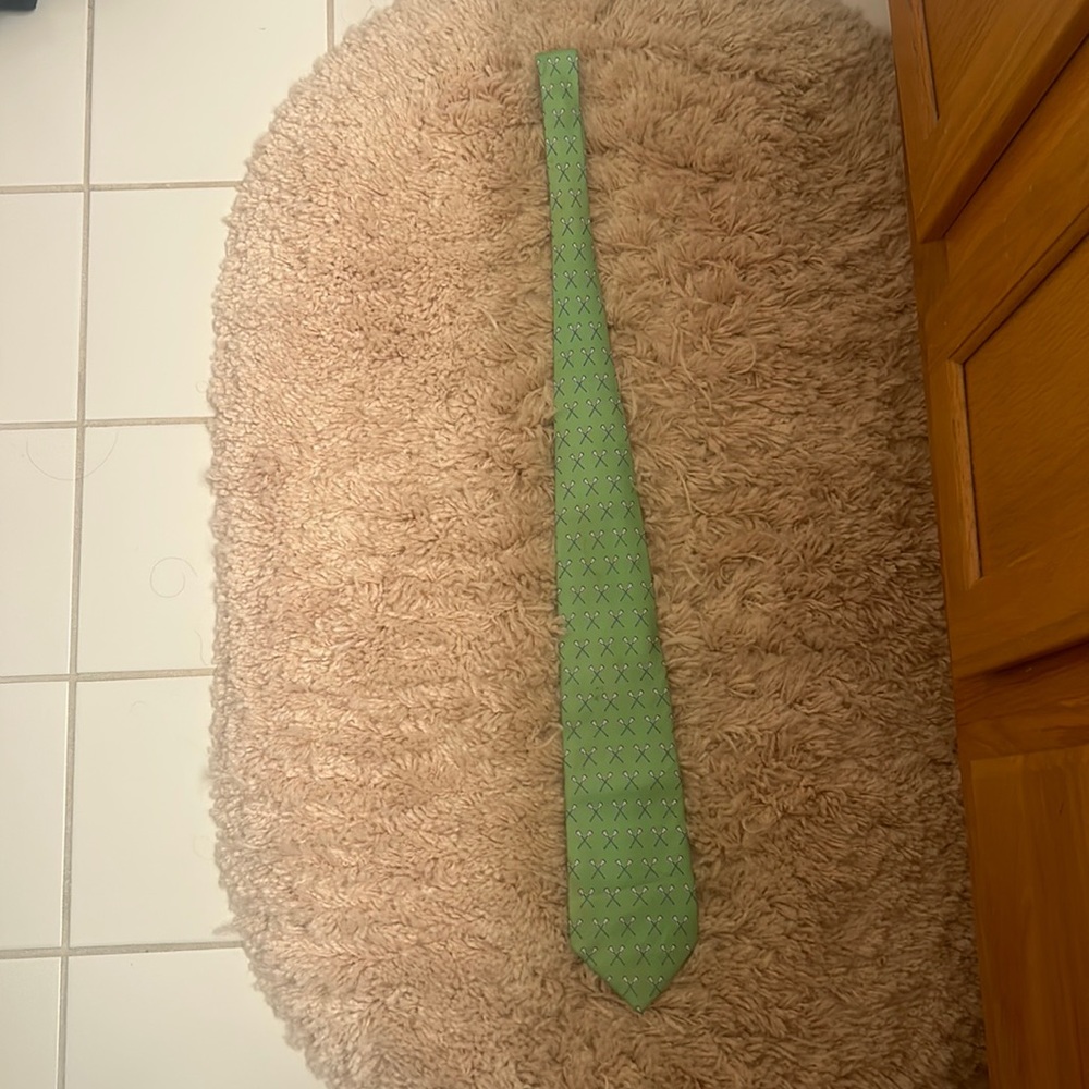 Lacrosse tie